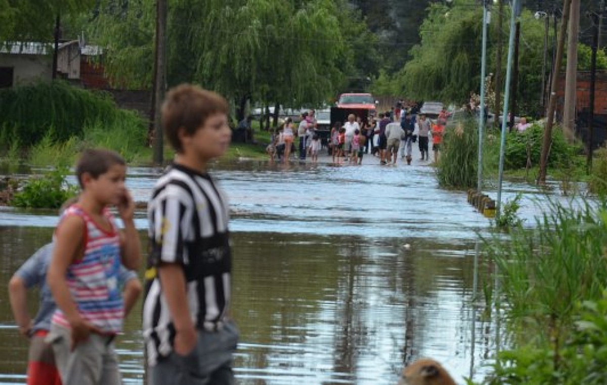 Tras el temporal del fin de semana aún quedan personas evacuadas en municipios bonaerenses