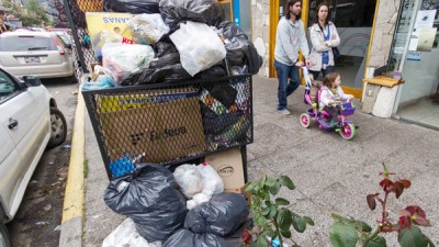 San Martín de los Andes desborda basura por un conflicto salarial