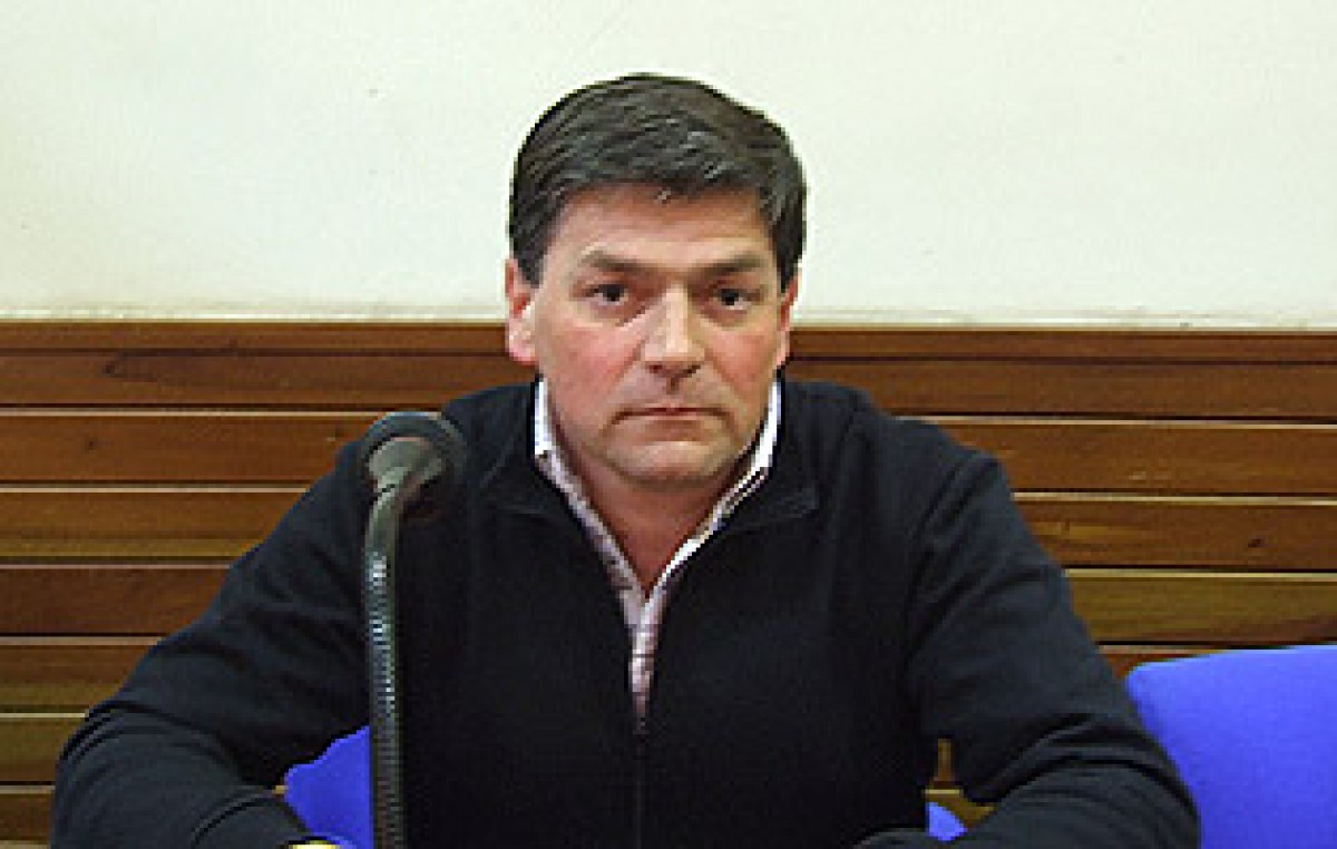 Concejal advirtió que «el sueldo municipal en Avellaneda es pésimo»