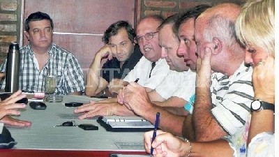 Intendentes de Córdoba alertan que una suba del 30% comprometería a los municipios