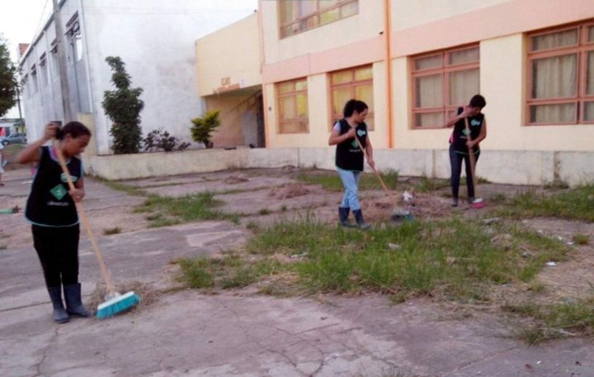 Corrientes: Municipalidades se hacen cargo de arreglar escuelas