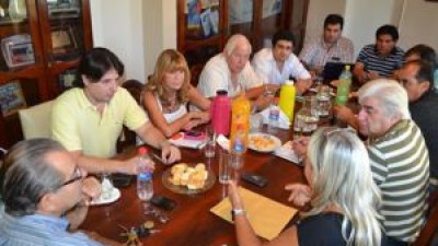 Intendentes radicales piden al gobernador de Chaco por agenda de trabajo «prometida en diciembre»