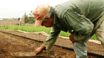 En Humberto Primo, entregan el Monotributo Social Agropecuario