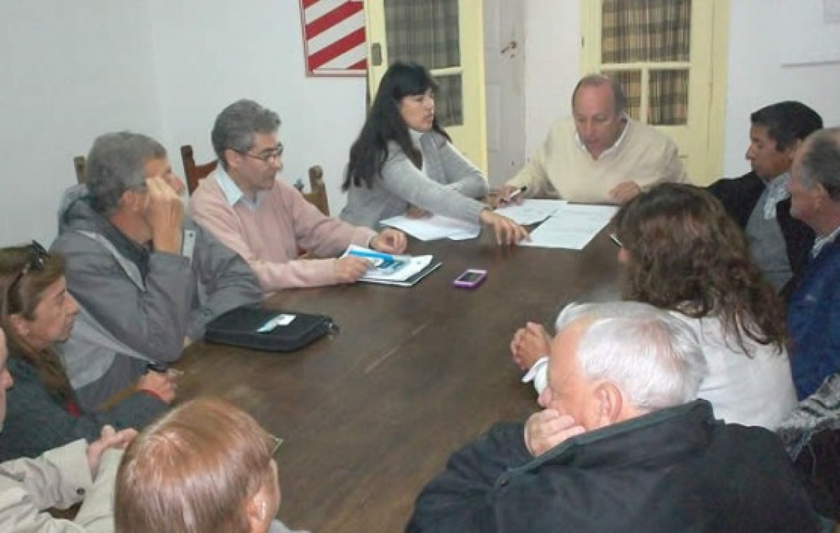 El Concejo Deliberante de Esquel aprobó aumento salarial para municipales