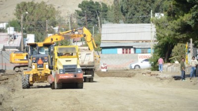 Avanza el programa de pavimentación de las mil cuadras en Comodoro Rivadavia