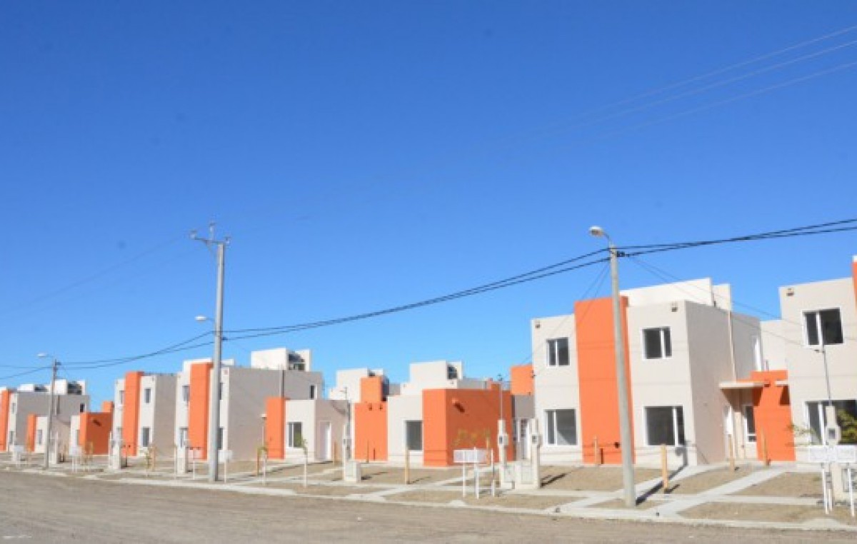 En Ciudadela se entregaron 45 viviendas