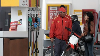 Proponen no vender combustible a los vehículos sin patente en Rosario