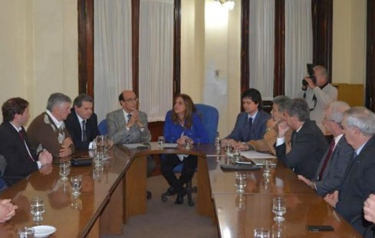 Córdoba:Casi sin representantes de la oposición, lanzan Comisión para garantizar servicios esenciales