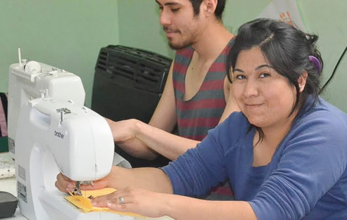 El municipio de Comodoro Rivadavia optimiza políticas de inclusión social para jóvenes