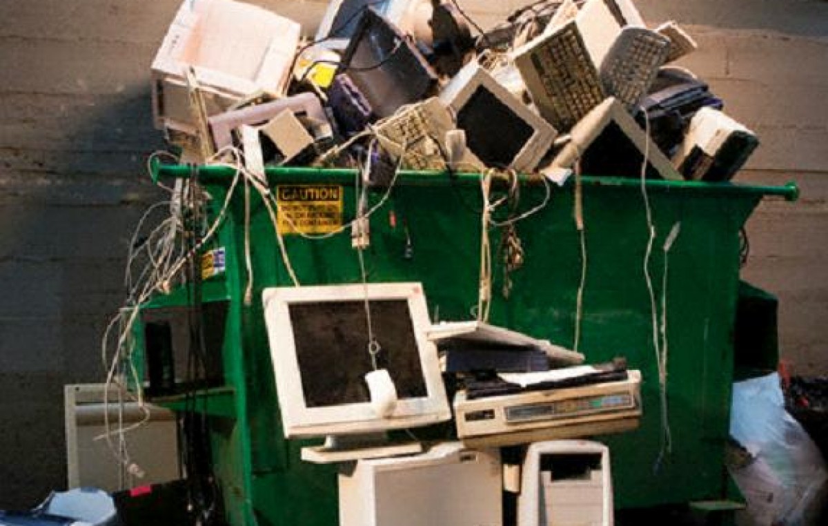 Estudiantes de Las Varillas recolectan 2,5 M de toneladas de residuos electrónicos para reciclar
