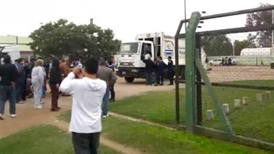 Incidentes en protesta de municipales en Río Segundo