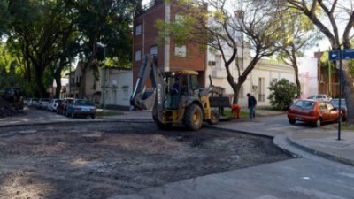 El municipio destaca la “millonaria inversión para recuperar la trama vial” de Paraná