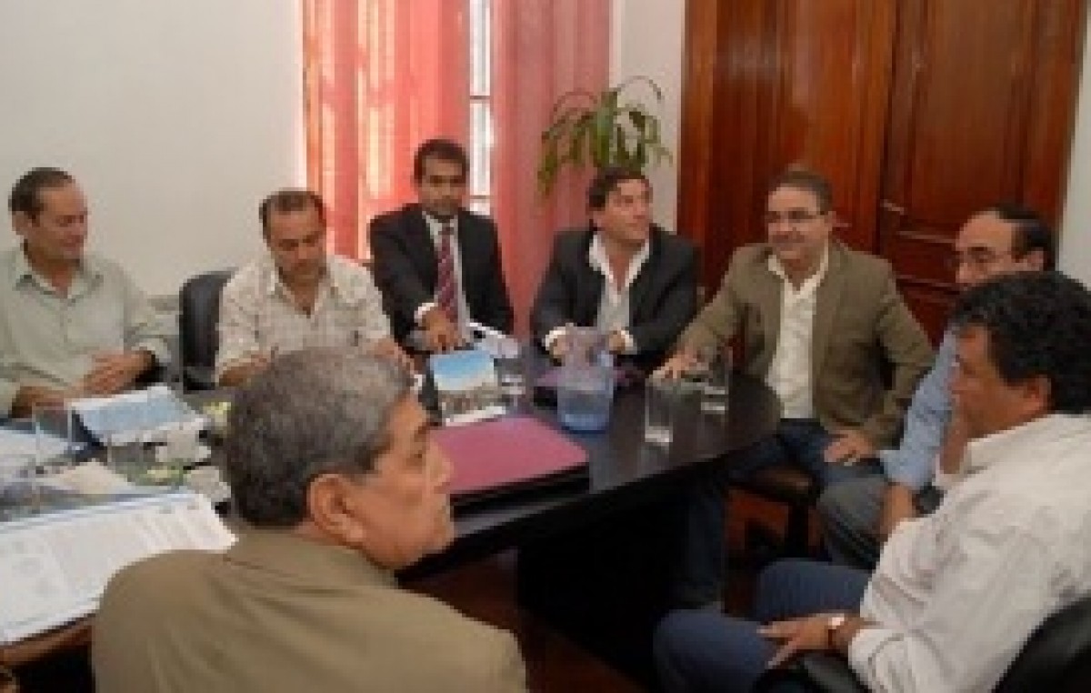 Catamarca: «La mayoría de los municipios pide ayuda para el aguinaldo»