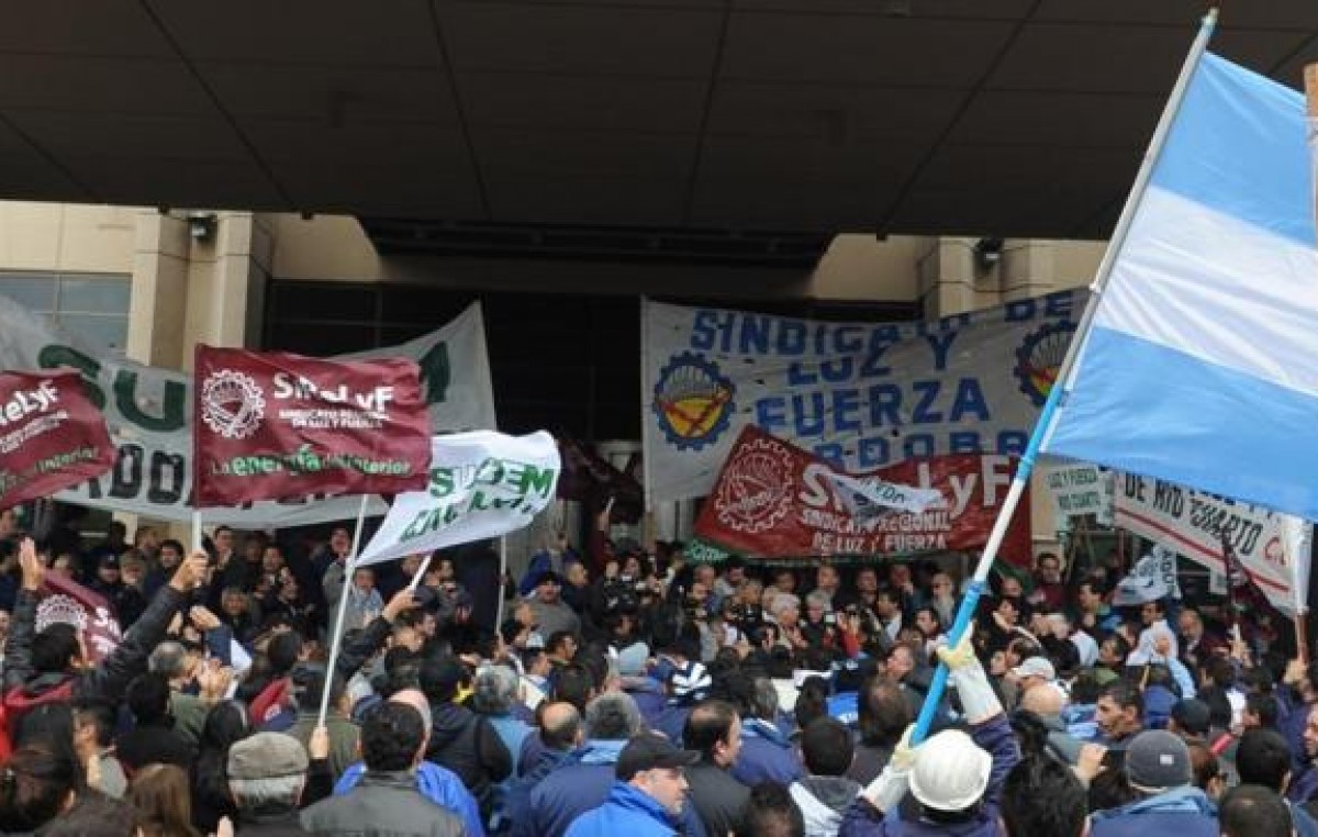 Municipales Cordobeses y empleados de Epec marchan a Tribunales contra Ganancias