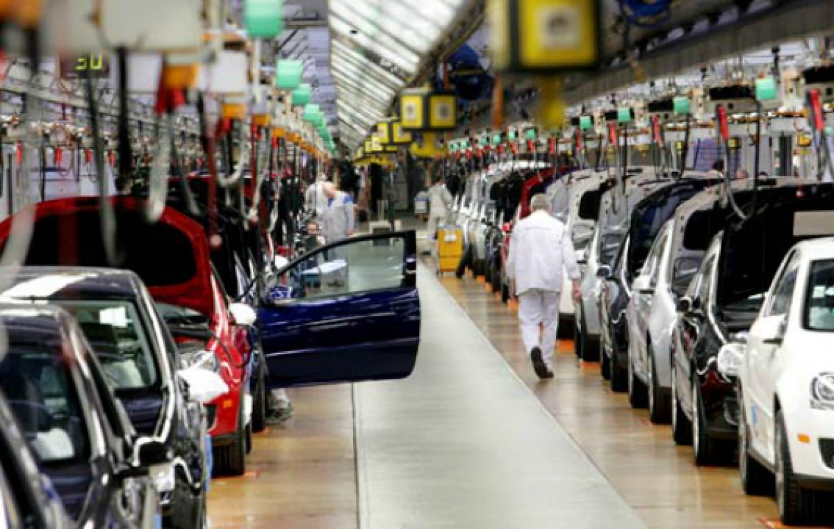 “Argentina podrá exportar 130.000 autos a Brasil en los próximos 12 meses”