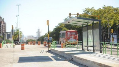 Cómo son las paradas de ómnibus «del futuro» que Córdoba podría copiar