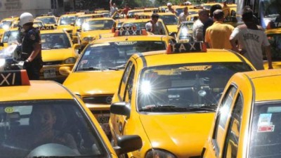 Mestre define cambios en la ordenanza de taxis y remises