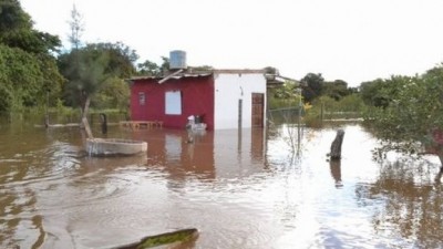 Chaco: Asisten a unas 1.180 familias evacuadas por la crecida del Paraná