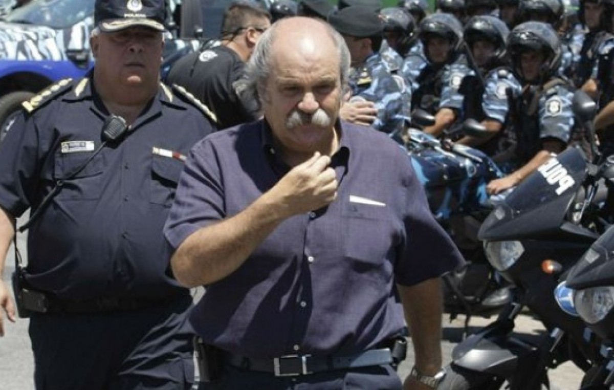 Buenos Aires: Los 15 mil policías locales se dividirán en 42 municipios por cantidad de población y territorio