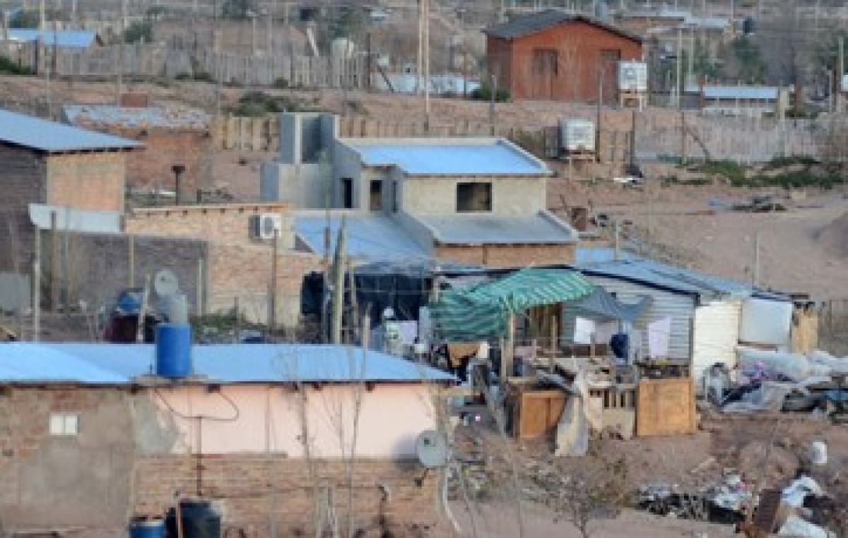 Neuquén: Nueve mil familias viven en tomas en la Confluencia