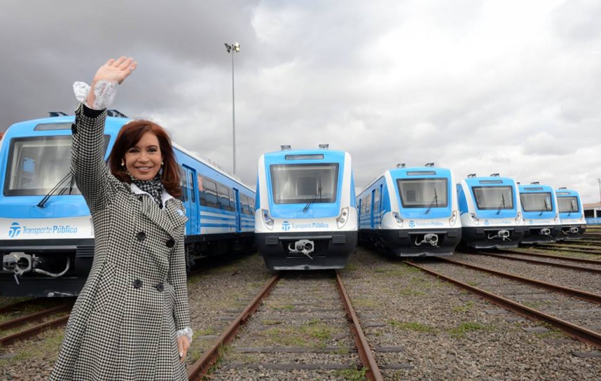 Cristina aseguró que desde hoy podrán viajar 400.000 pasajeros en el ferrocarril Sarmiento