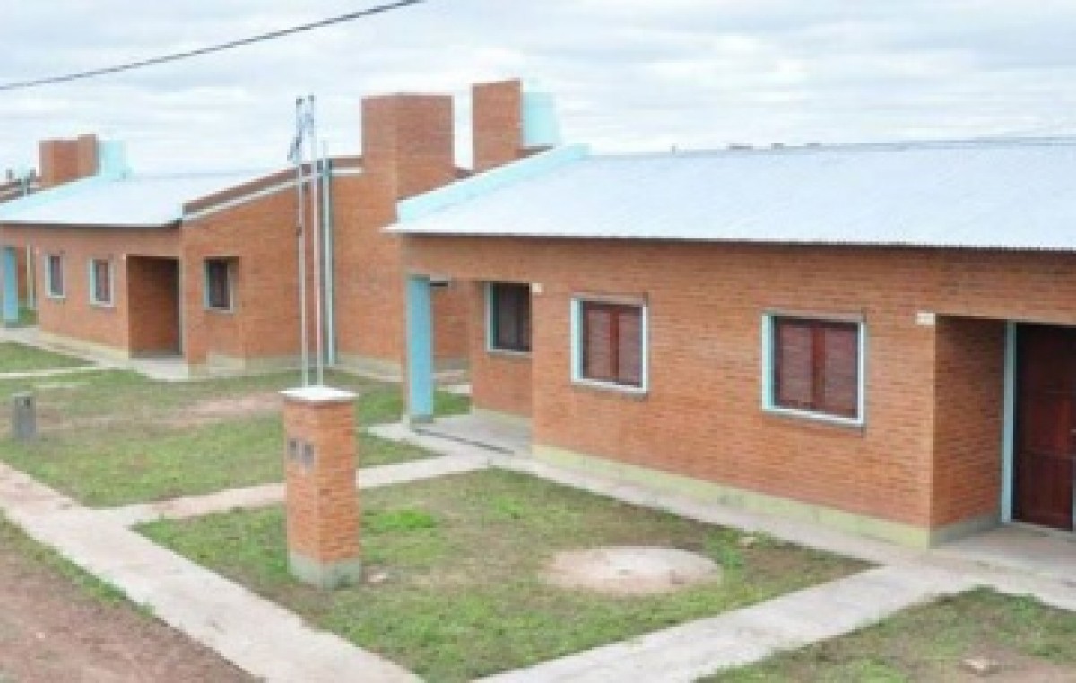 Avanza la construcción de viviendas destinadas a familias aborígenes en el Chaco