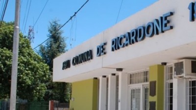 Paro de trabajadores comunales de Ricardone