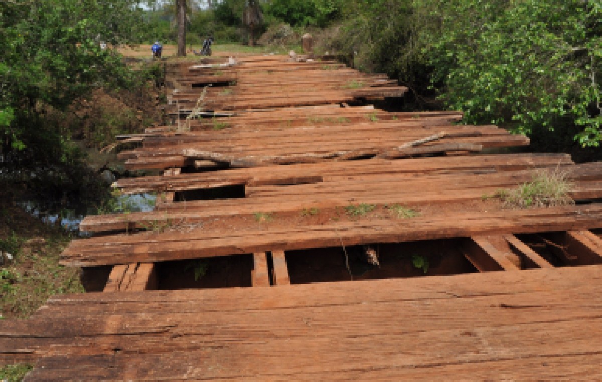 La creciente en Misiones rompió 1.100 kilómetros de caminos vecinales y 142 metros de puentes de madera