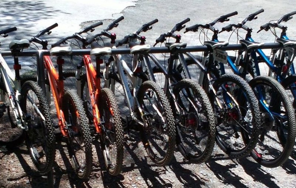 El micro y macrocentro de Salta contarán con playas de estacionamiento para bicicletas