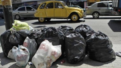 Falta de recolección de basura por una protesta en Córdoba