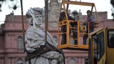 Promulgan la ley que ratifica el acuerdo entre Nación y Ciudad para trasladar el monumento a Colón