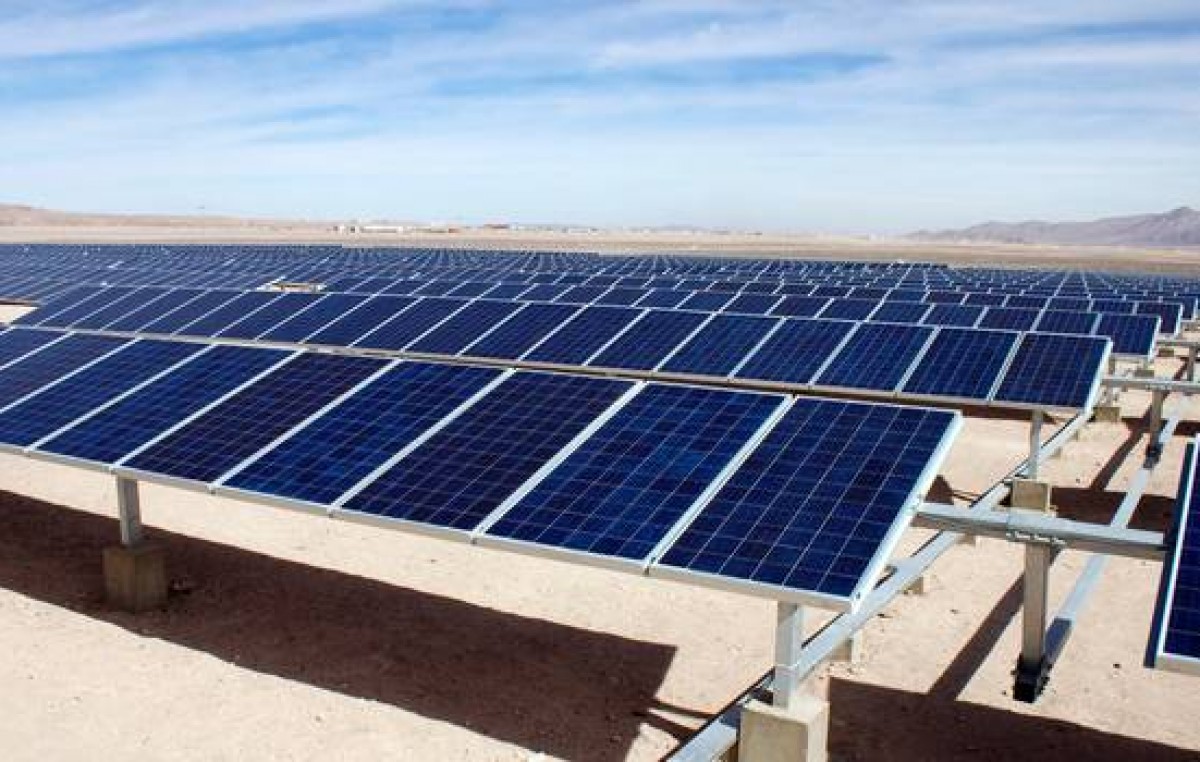 Una empresa italiana construirá una central de energía solar en La Rioja
