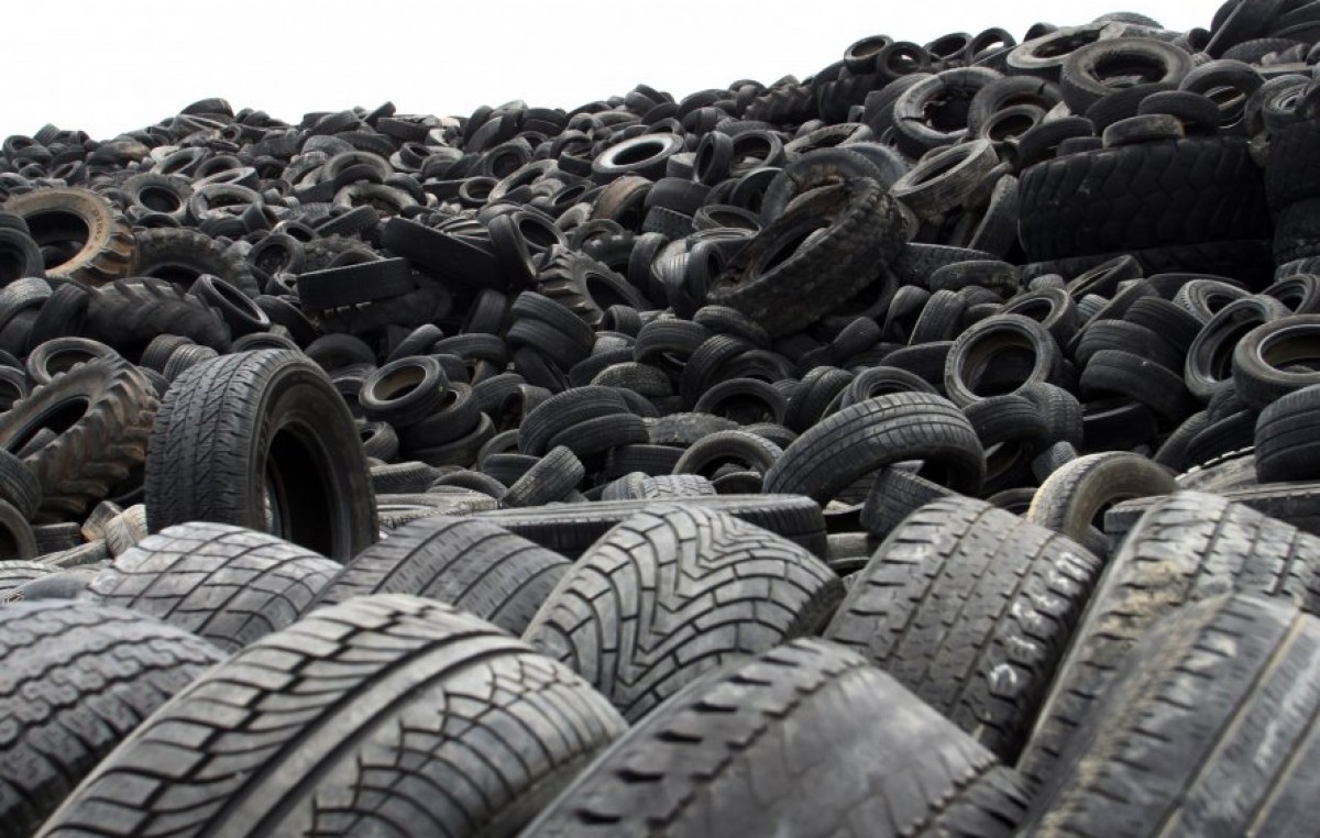 Crearán en Río Negro el sistema de tratamiento de neumáticos usados