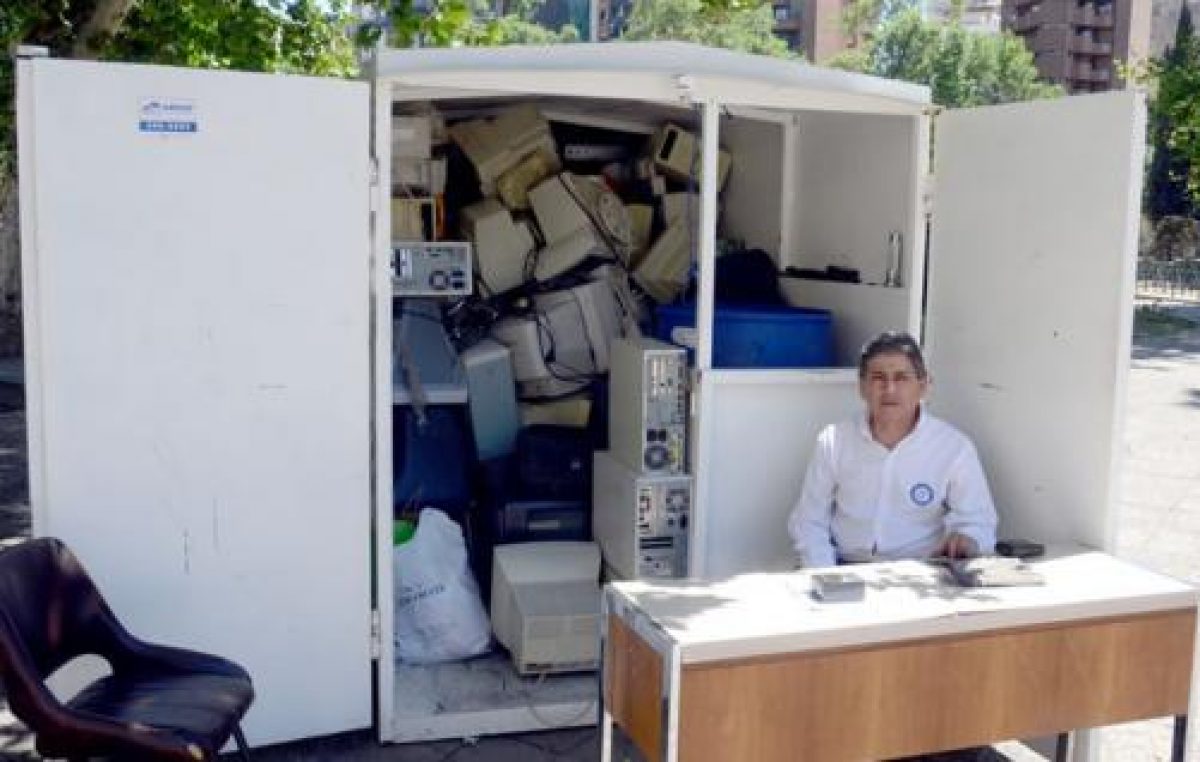 Mirá dos alternativas para tratar residuos electrónicos y lo que pasa en Córdoba