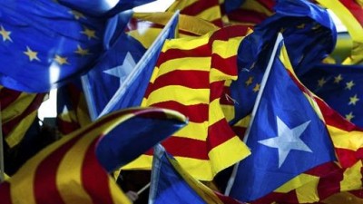 España: la mayoría de los municipios catalanes presionan pidiendo una consulta soberanista