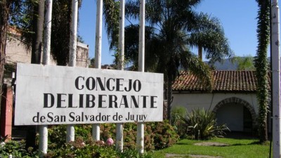 “Total apoyo a las acciones que lleve adelante el Intendente de Jujuy para resguardar el normal funcionamiento y el orden institucional en el Municipio”
