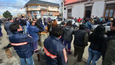 Asamblea del SOEM en Río Gallegos:  paro y pedido de 15% de suba salarial