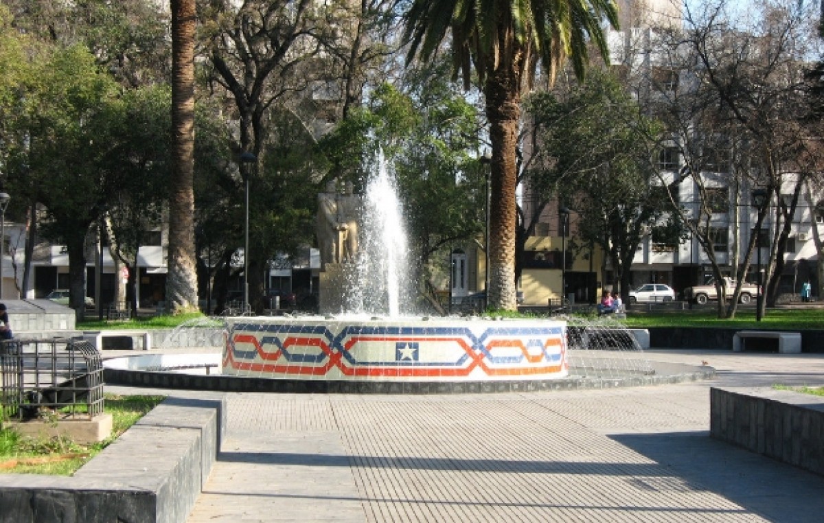 En Mendoza proponen el regreso de los placeros para preservar las plazas de ciudad