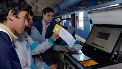 Presentan en Legislatura Santafesina el voto electrónico que utilizan en Salta