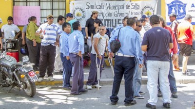 Salta: Una protesta de municipales dejó a Tránsito sin atención