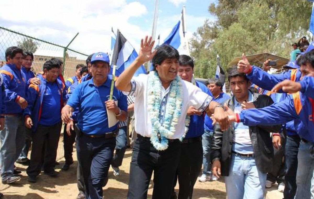 Encuesta revela 46 puntos de ventaja para Evo Morales