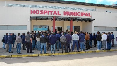 Los municipales de Saavedra iniciaron medidas de fuerza