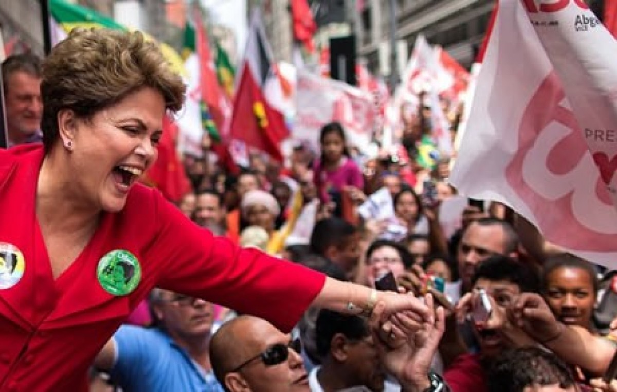 Rousseff fue reelecta y gobernará Brasil hasta 2019