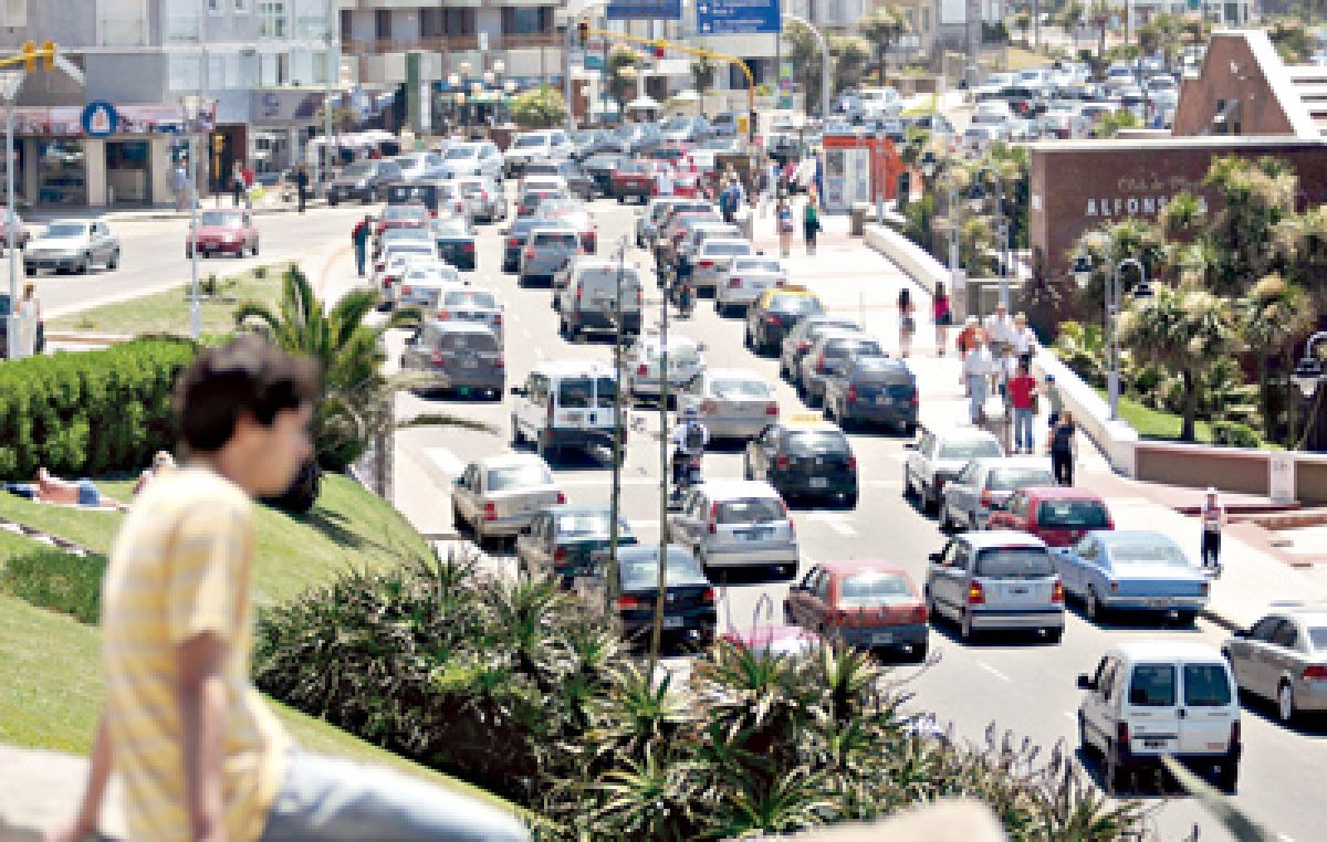 En la ciudad de Mar del Plata circulan más de 450 mil vehículos