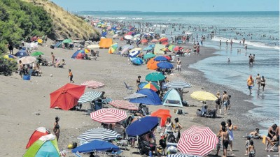 Pehuen Co: el CD analiza cambios para modernizar el uso de la playa
