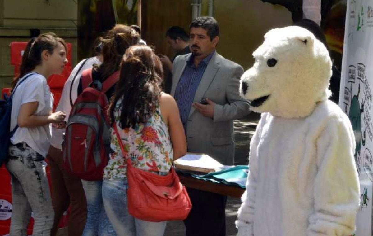 La reconversión del Zoo de Mendoza en ecoparque tiene 14 mil firmas