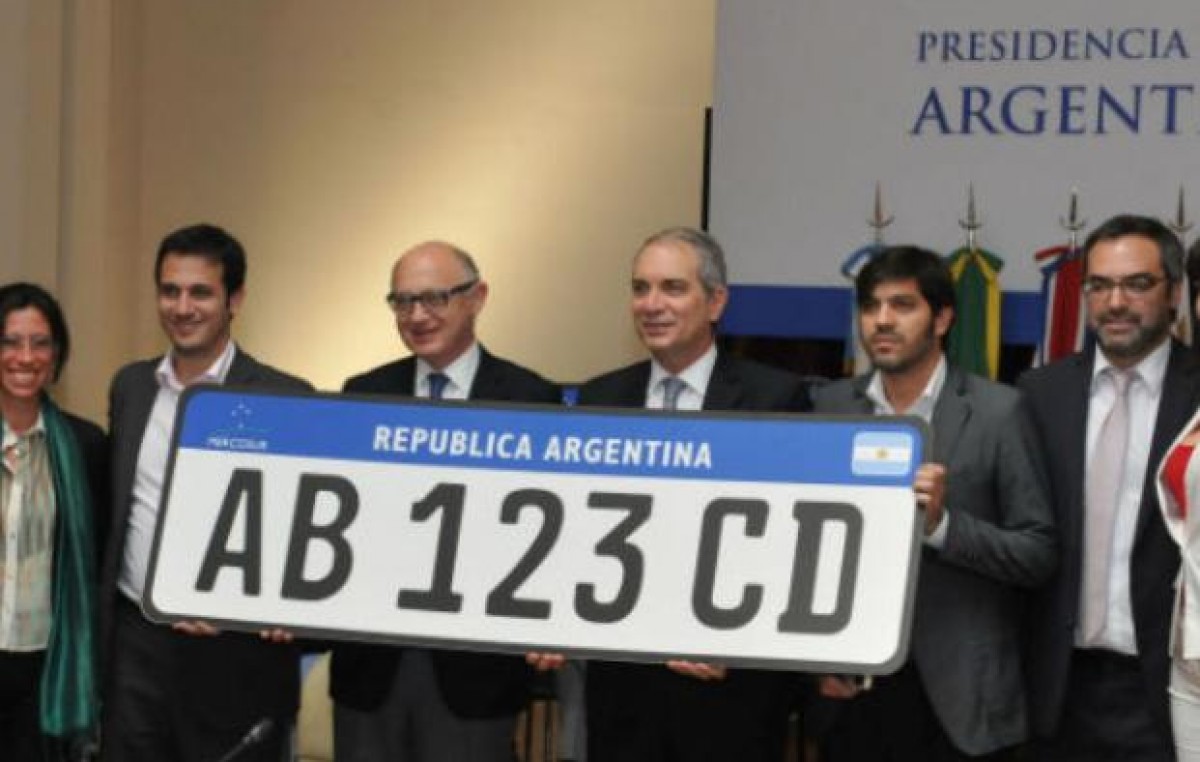 Los vehículos del Mercosur tendrán una patente unificada desde 2016