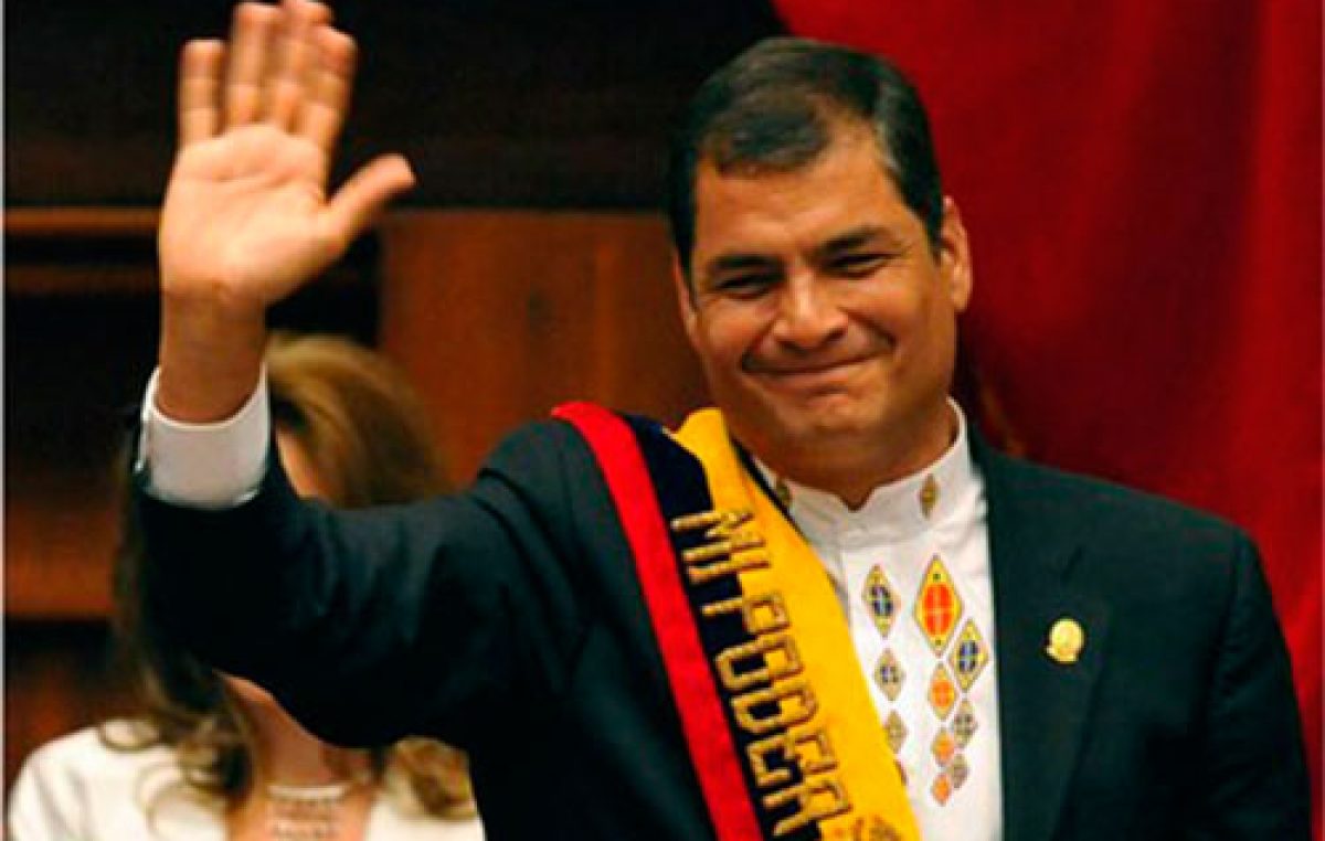 El 73% de los ecuatorianos apoya el referéndum sobre reelección indefinida