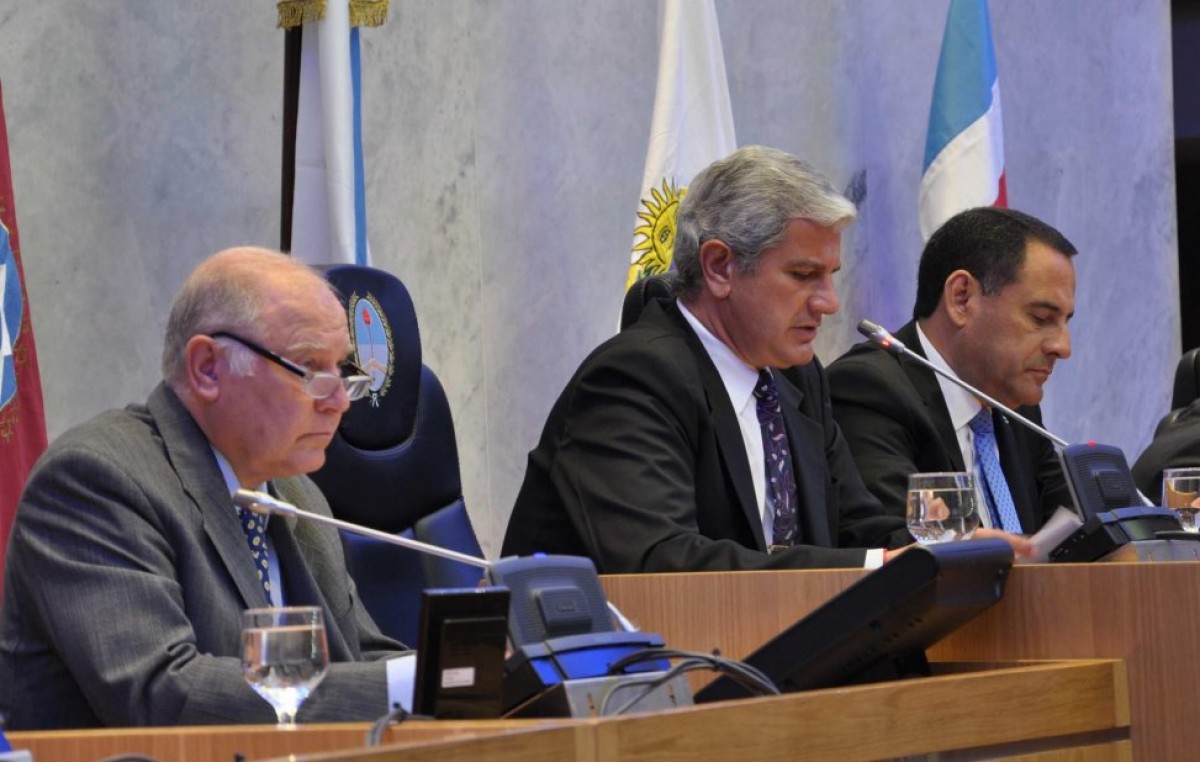 Delibera el Parlamento del NOA en Tucumán