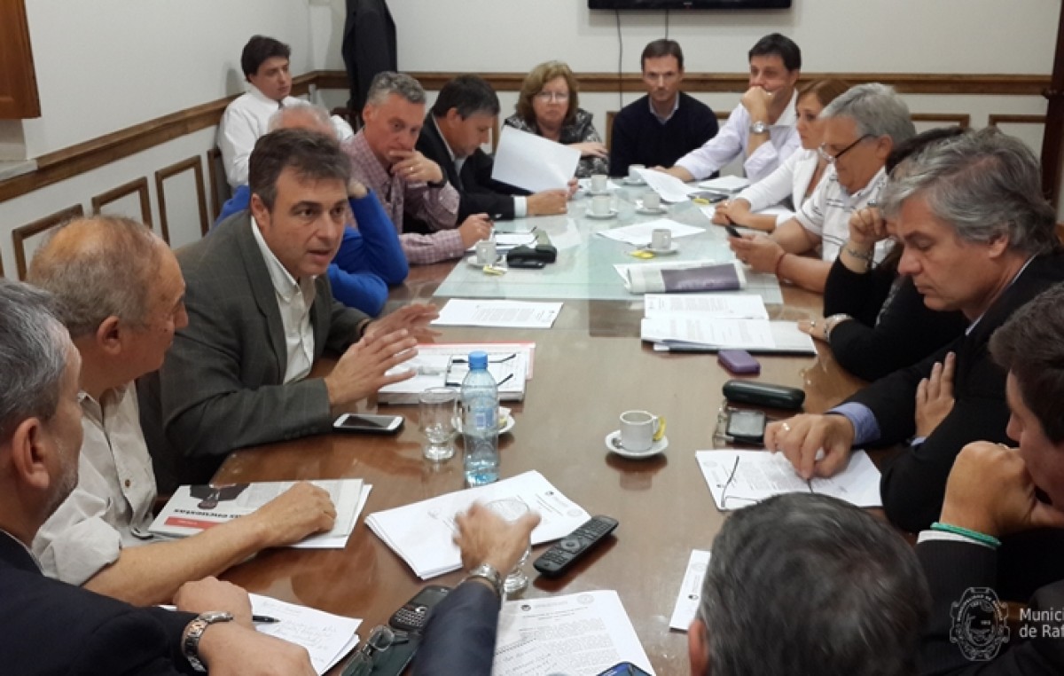 Los Intendentes del PJ Santafesino pedirán ayuda a Provincia para el bono